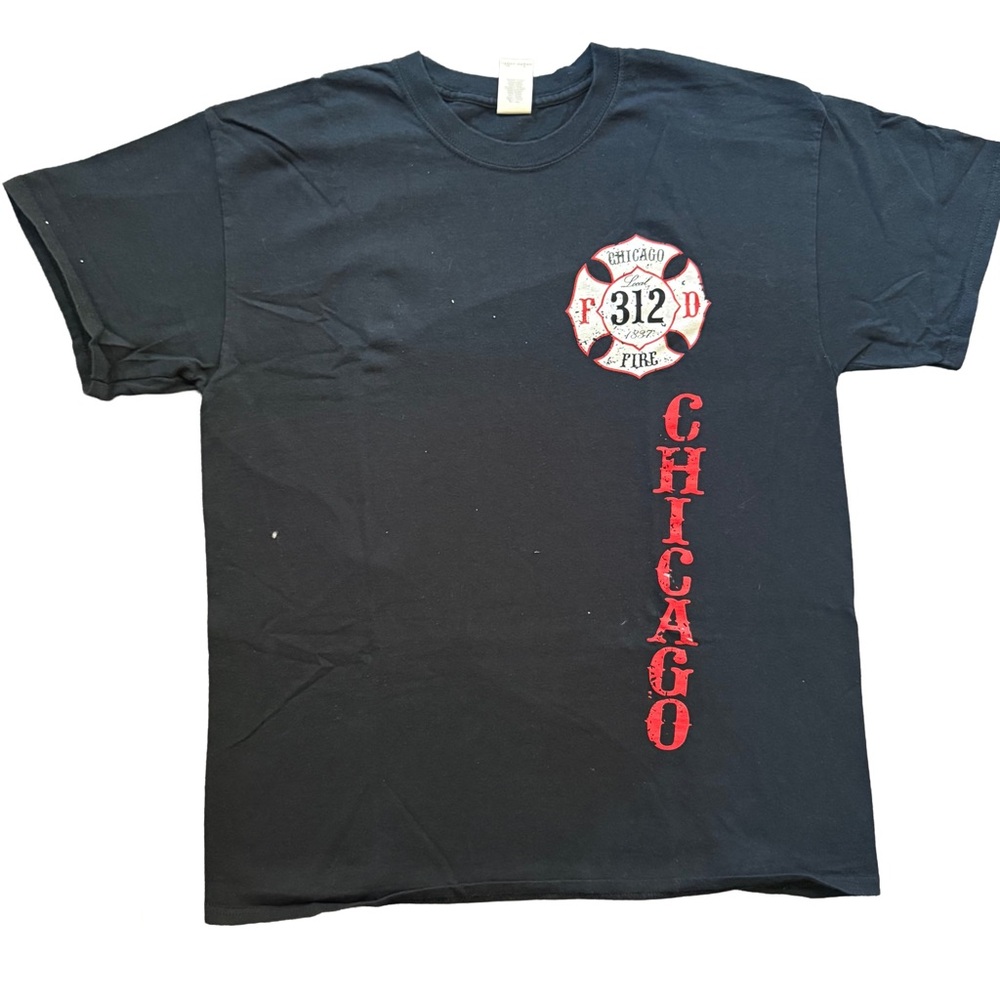 BLACK AND RED CHICAGO FIRE DEPARTMENT SHORT SLEEVE T-SHIRT SIZE LARGE